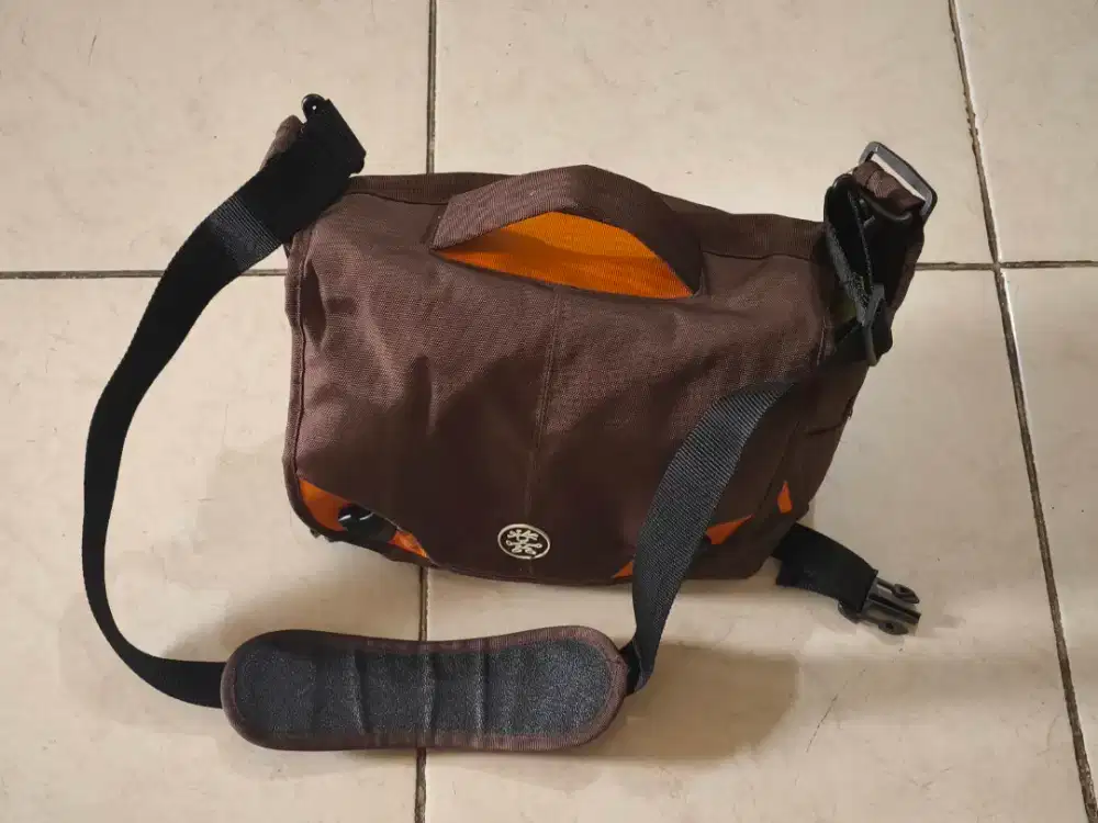 Crumpler 6 million dollar
