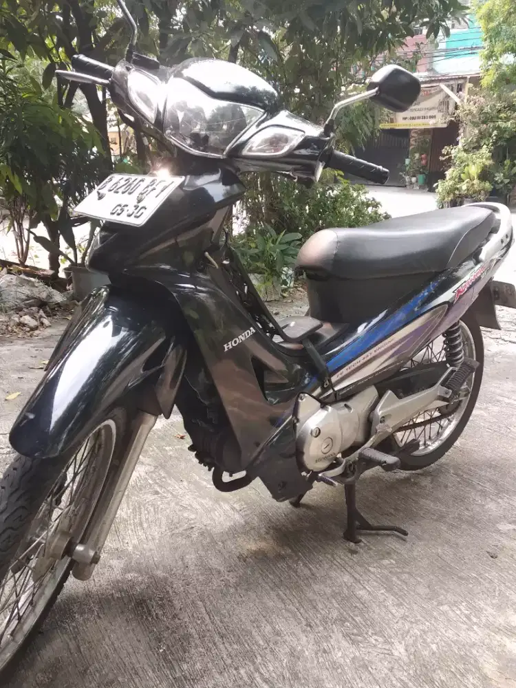 honda kharisma 2011  original mulus