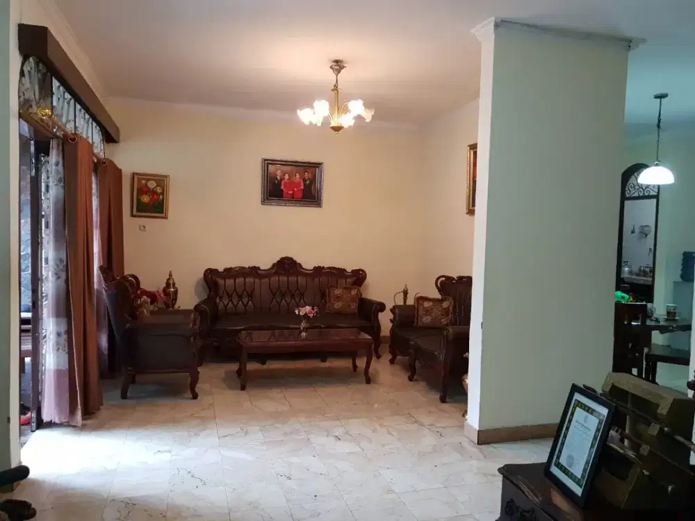 Dijual Rumah di cempaka putih timur jakarta pusat