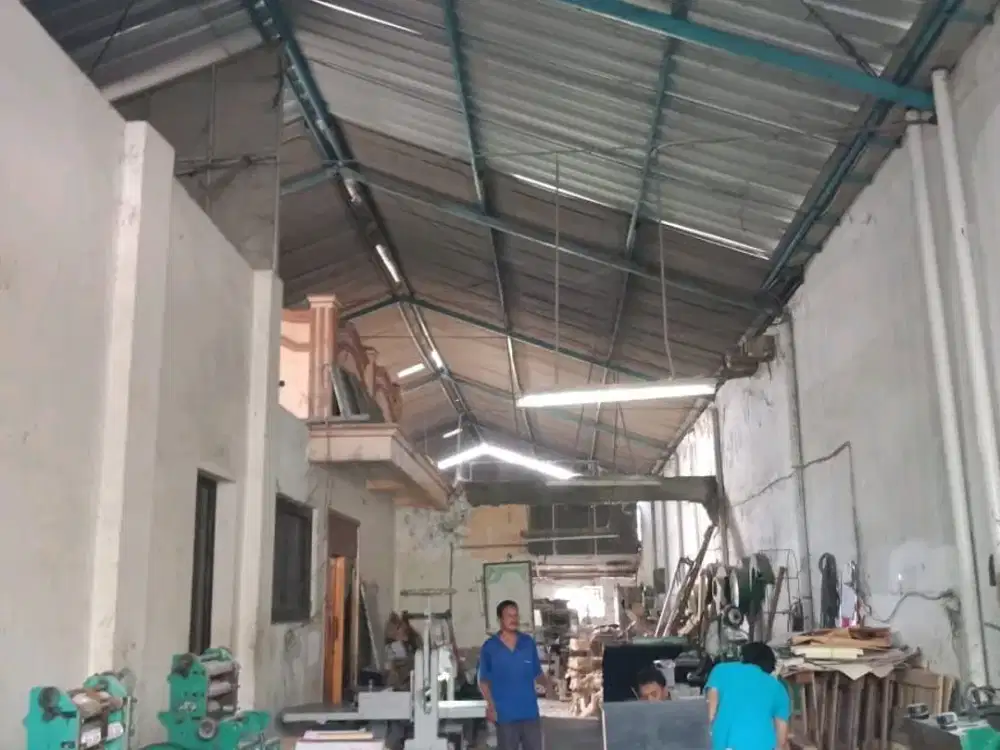 SIU.A382 Rumah Usaha Raya Wonorejo Selatan Surabaya Siap Pakai untuk Usaha