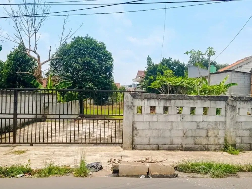 Tanah sangat strategis di Pamulang, MURAH ,di pinggir jalan raya berdampingan dengan kompleks perumahan