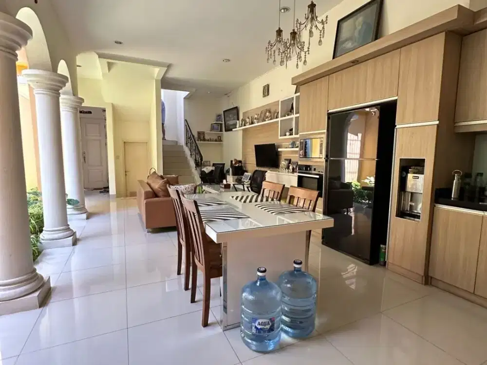 Rumah dijual di Alicante Gading Serpog