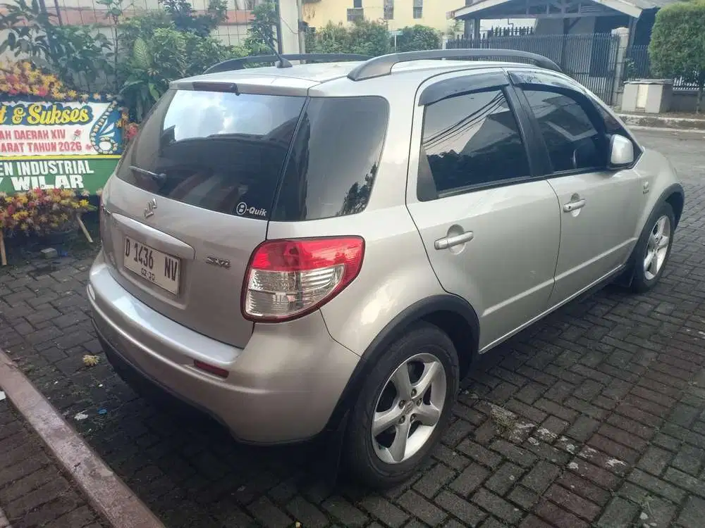 Suzuki SX4 2010 Bensin