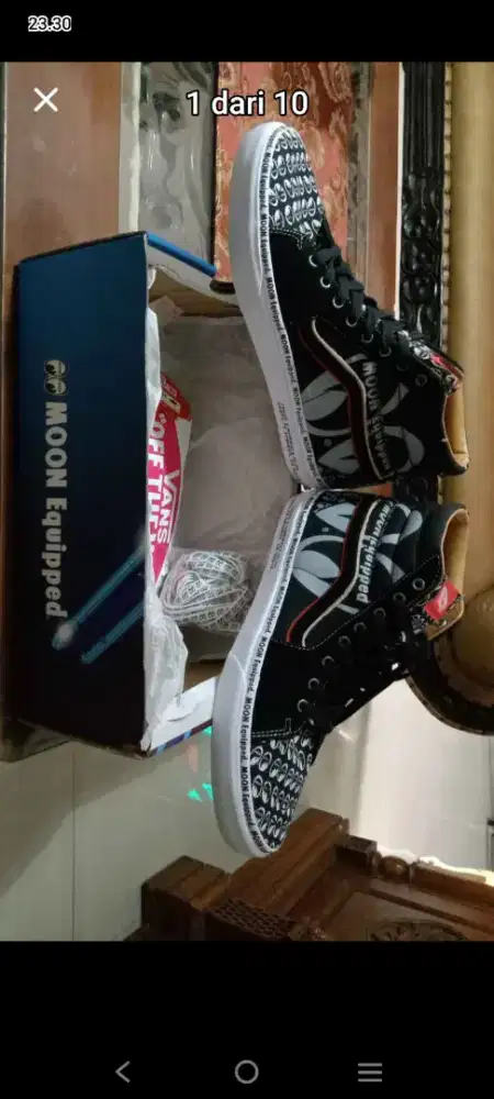 sepatu VANS MOONEYES