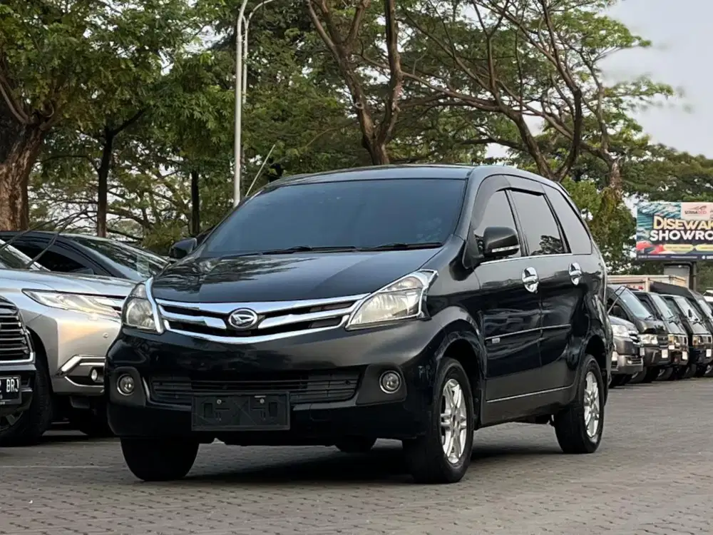 XENIA R DELUXE AT 2014 HITAM, KM 85 RB