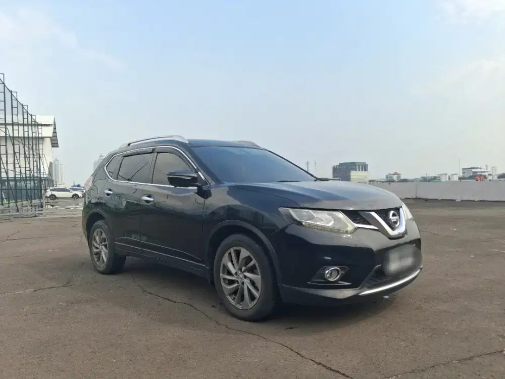 Nissan X-trail T32 Xtrail 2.5 AT 2014 Hitam