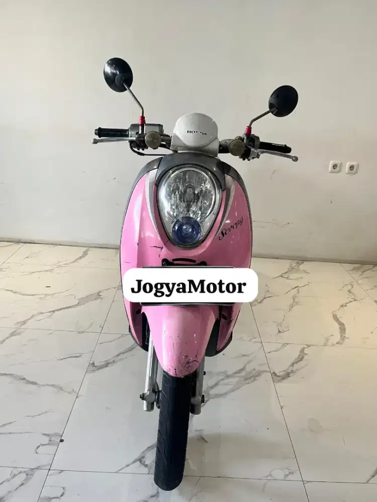 1 - HONDA SCOOPY KARBU Tahun 2010
