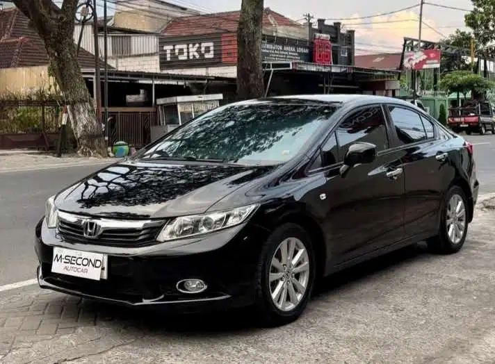 Honda Civic 2014 Bensin