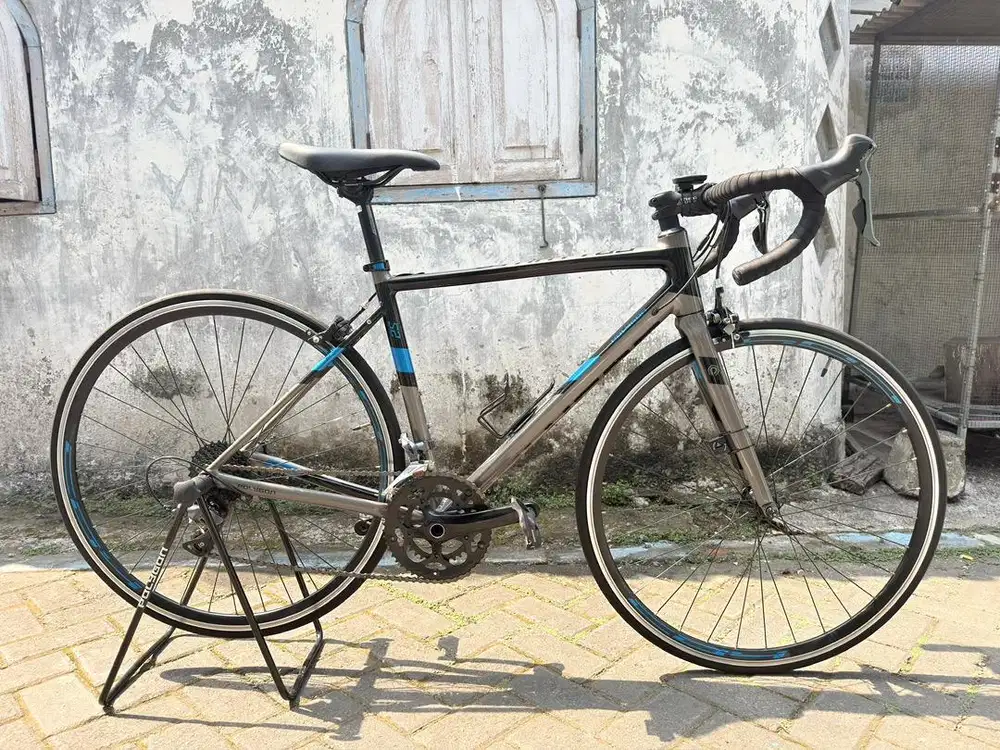 Roadbike polygon s2 like new. Sidoarjo