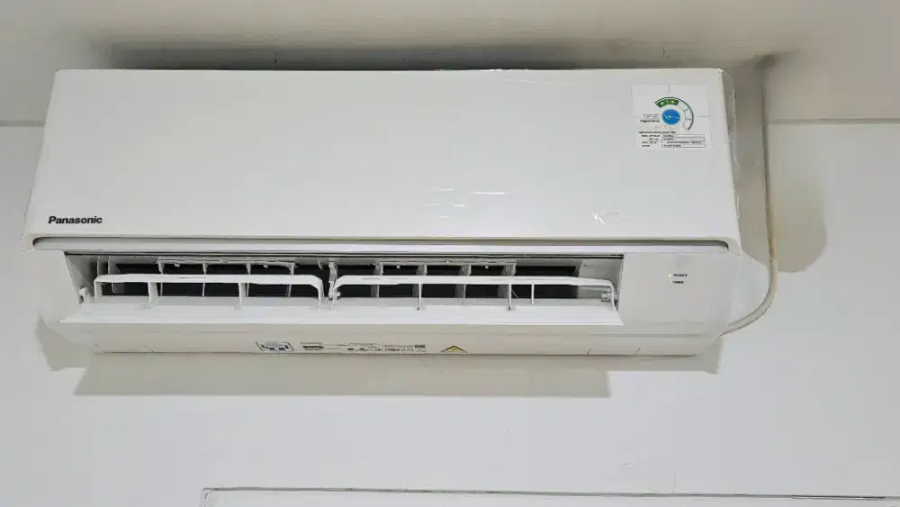Dijual Ac panasonic 1PK tipe terbaru ,  pemakaian 1 thn lebih