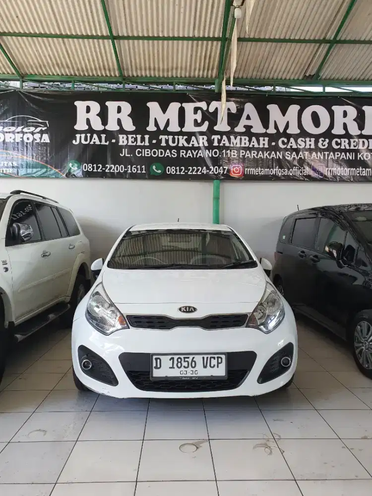 KIA RIO SE 1.4 AT 2012
