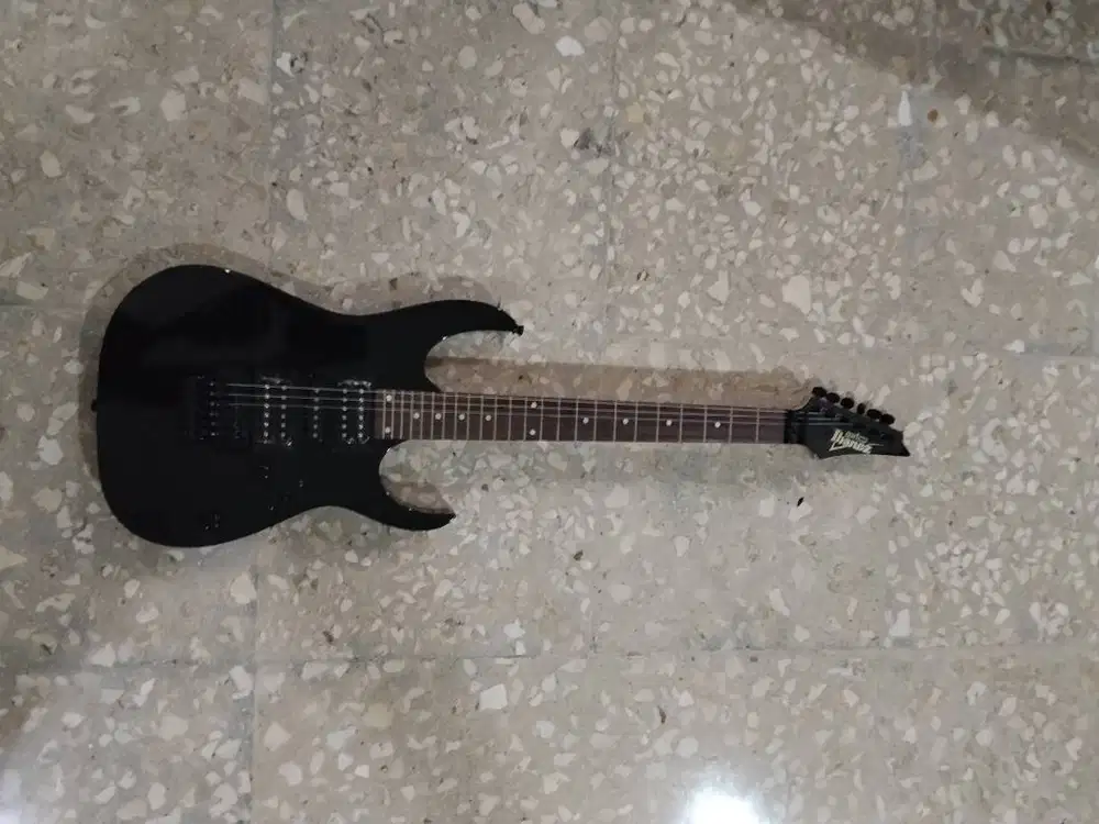 Gitar listrik Ibanez GRG270
