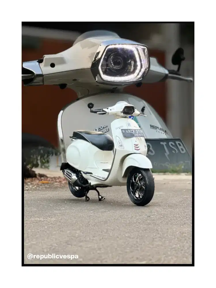 DIJIUAL PIAGGIO VESPA SPRINT 150 IGET TAHUN 2017 PERFECT CONDITION