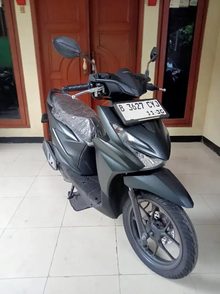 BEAT DELUXE SMARTKEY TAHUN 2025