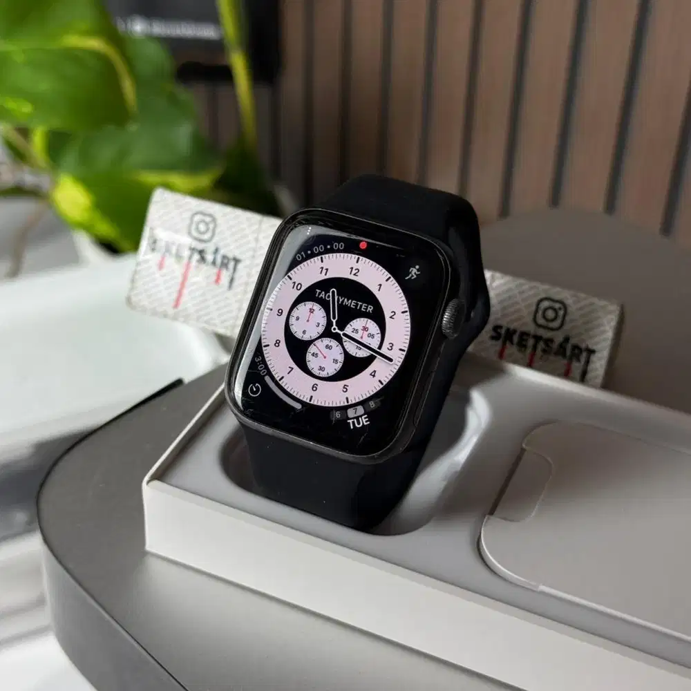 Apple Watch Series 6 44mm Spacegray iWatch