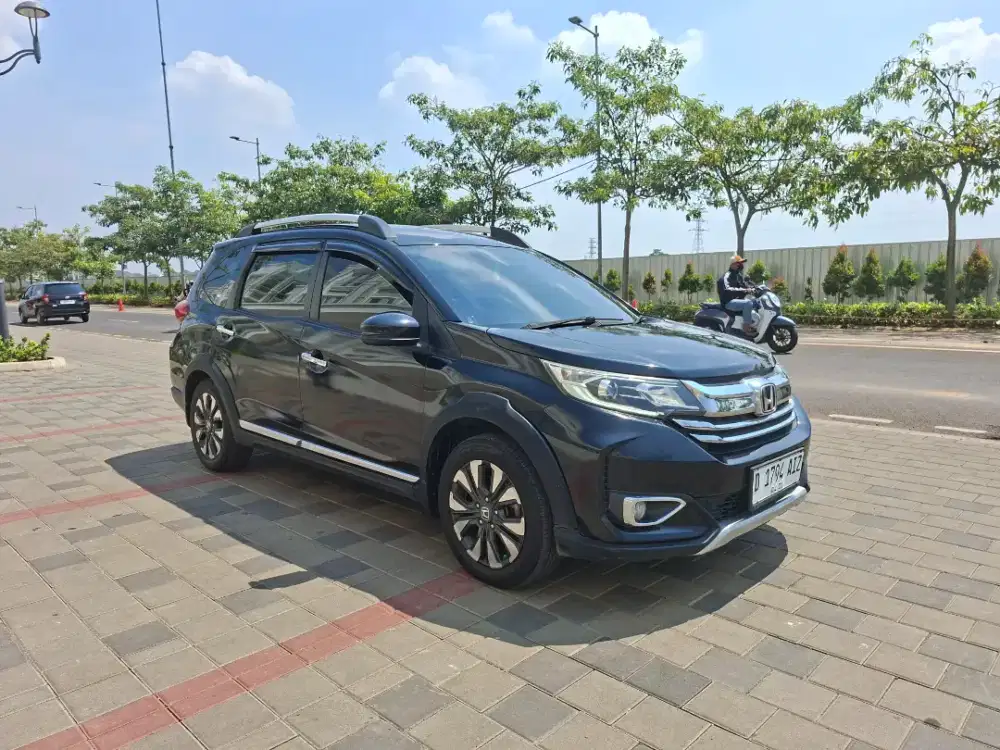 Dp 8 jt Honda BR-V E 1,5 Matic 2021
