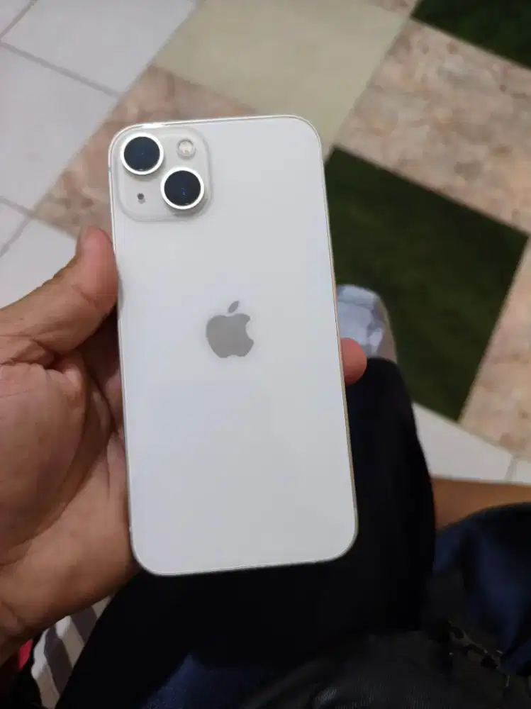 Iphone 13 128GB Starlight (Putih) Ex IBOX