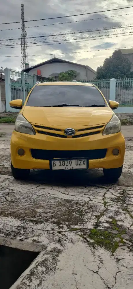 Daihatsu Xenia X M/T 2013