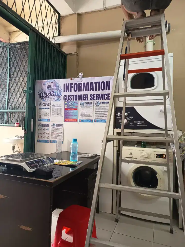 Mencari karyawati Laundry