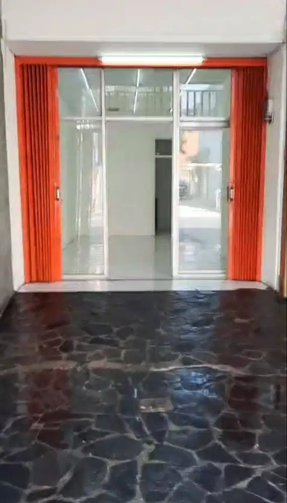 For Rent Ruang Usaha - Taman Kopo Indah
