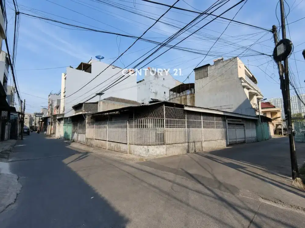 Rumah Hook Butuh Renovasi Di Komplek Angke Jaya Jakarta Barat