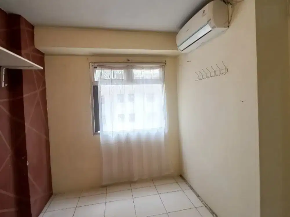 Sewa Apartemen gading nias Kosongan 1 AC tower EMERALD lt 11