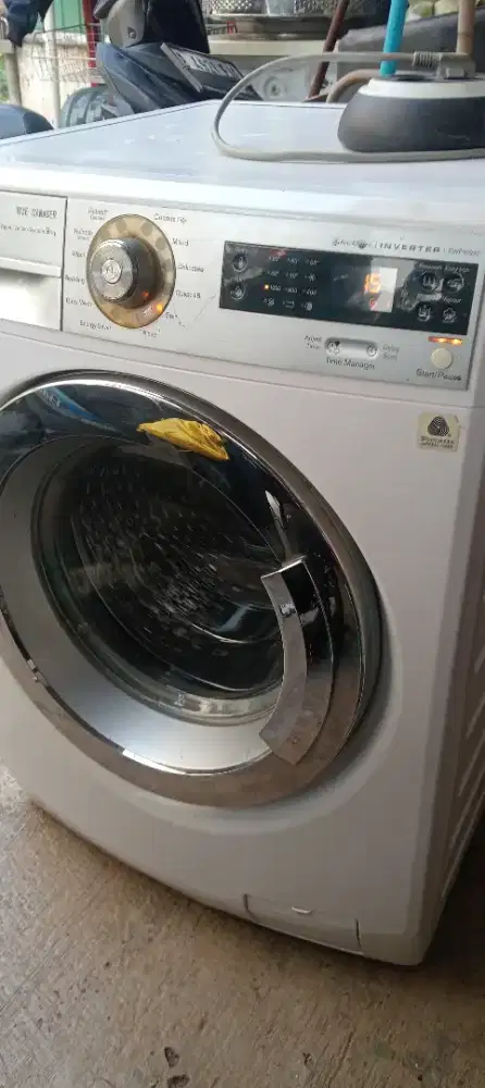 Mesin cuci electrolux 10kg