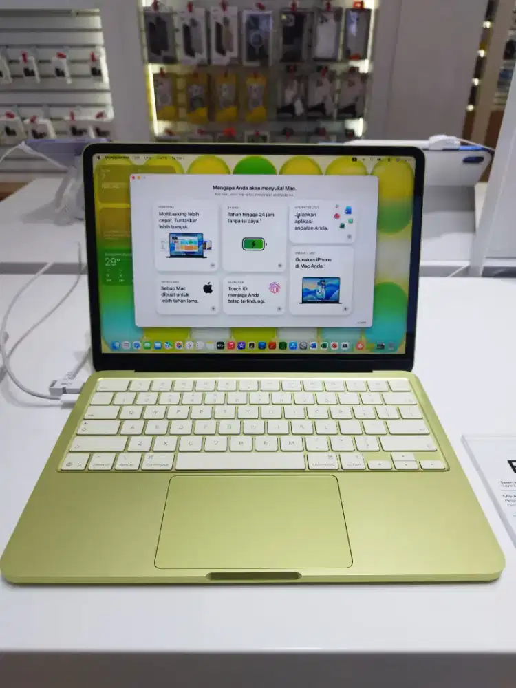 Kredit MacBook Neo 256GB, syarat kredit cukup KTP aja