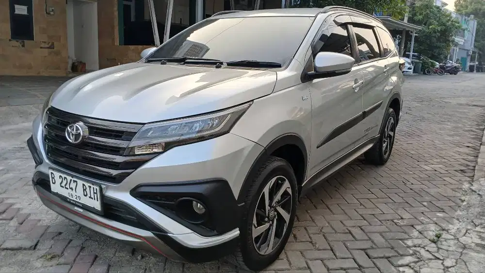 Rush S TRD 2019 Matic Silver Metalik
