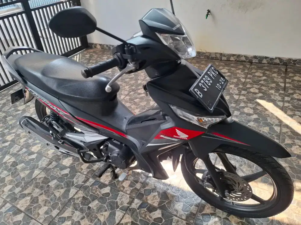 Km40rb pajak 10/2026 DKI, honda supra x 125 R CW DD charger 2021 mulus