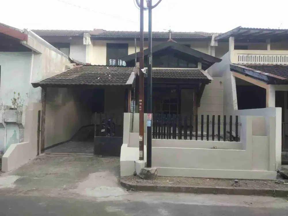 Rumah Dalam Perumahan Akses Bagus Area Condongcatur Dekat Pakuwon Mall, Kampus UGM & UPN
