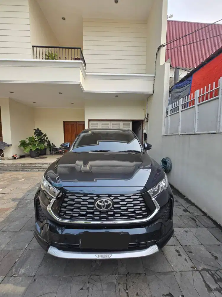 Dijual Toyota Kijang Innova Zenix 2.0 V Hybrid EV CVT 2023