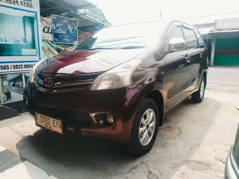 Avanza G AT 2012
