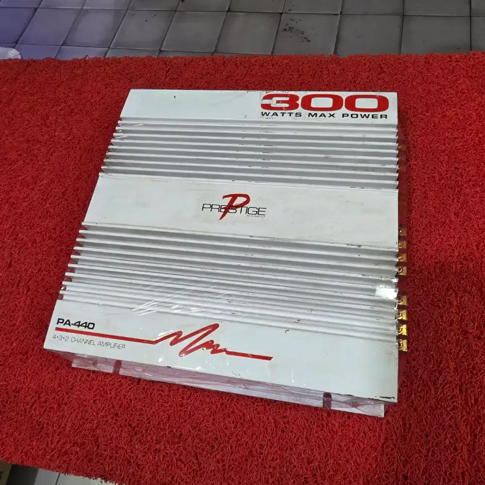 Power PRESTIGE PA-440 By AUDIOVOX Power PRESTIGE 4 Channel Made in USA