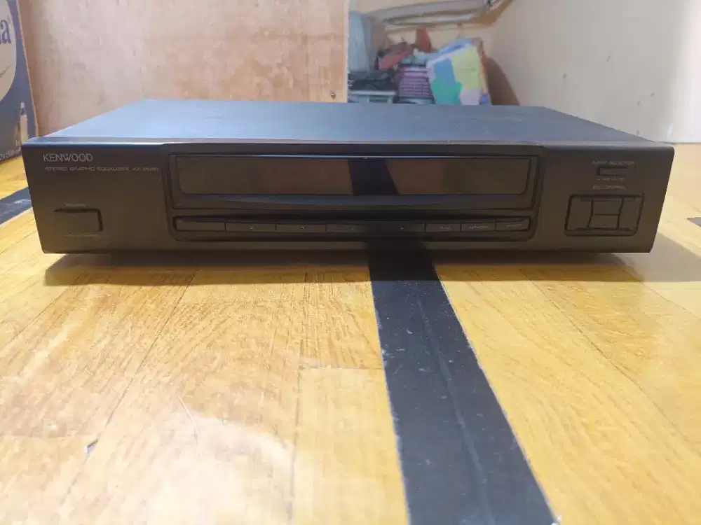 Equalizer kenwood KE - 2060