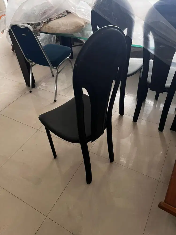 Kursi meja makan