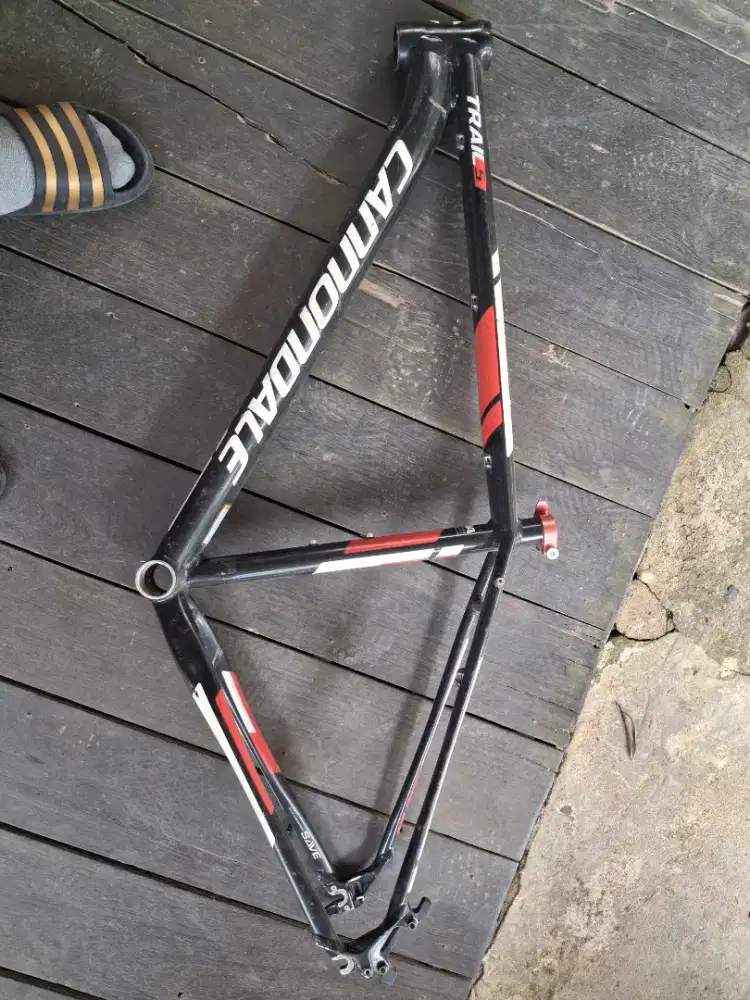 Frame sepeda ukuran 26 size M