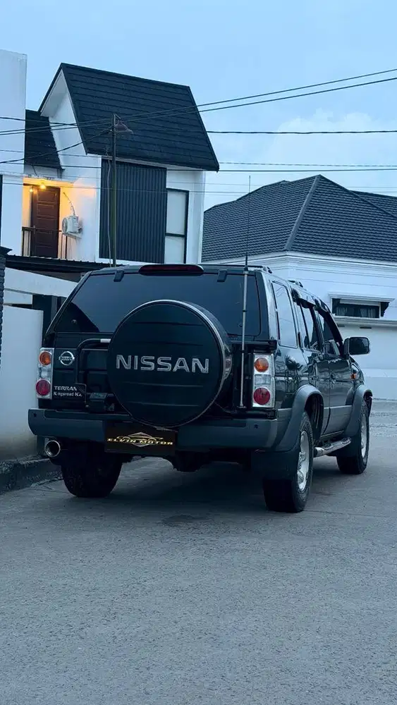 NISSAN TERRANO KINGSROAD Type Tertinggi