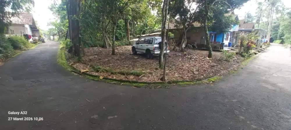 Dijual lahan strategis 256 M2