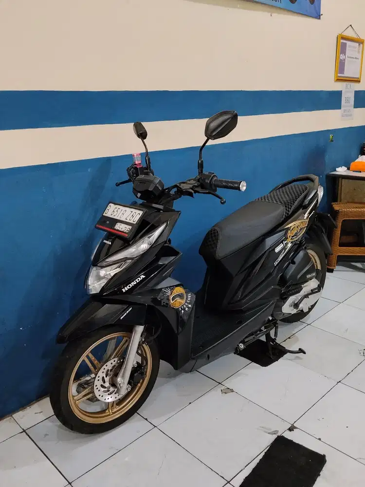 DIJUAL HONDA BEAT STREET 2018 GRES PAJAK HIDUP