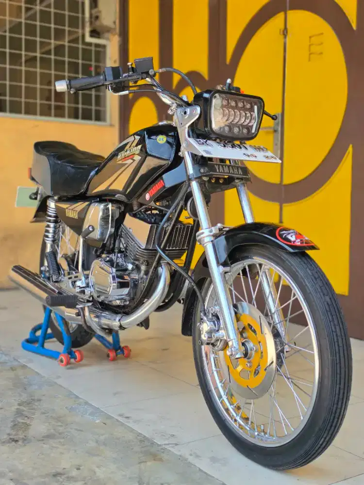 Yamaha RX King / RX King 135 2003, Warna Black Premium Metalic.