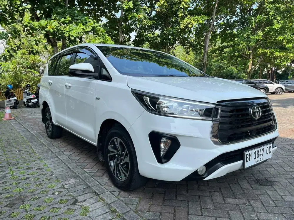 Innova Reborn 2.0 G AT 2021 Facelift