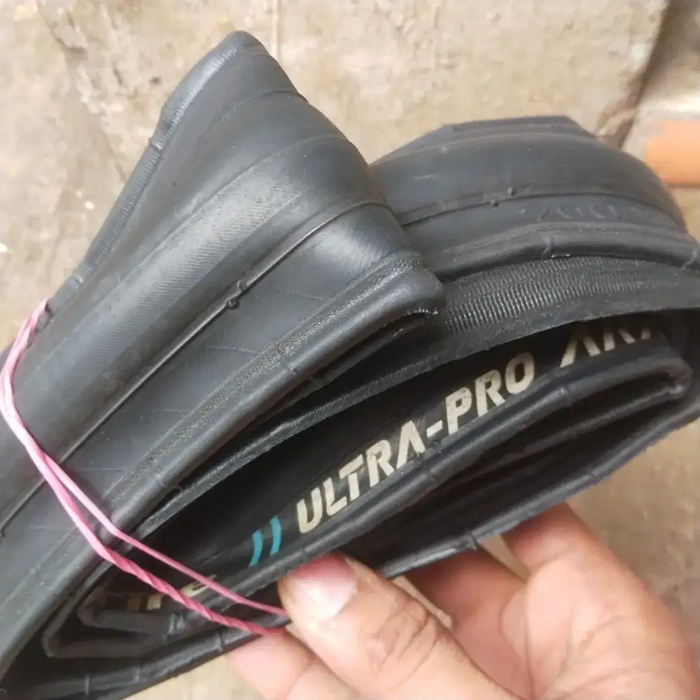 BAN LUAR 700X23 KEVLAR DELI SECOND