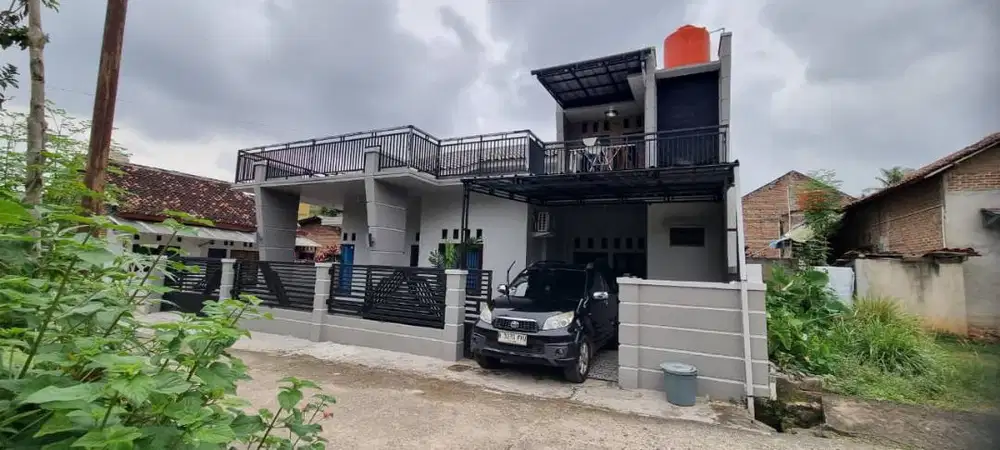 JUAL RUMAH (ALL IN FURNITURE & ELEKTRONIK) 3 KT - 2 KM - 2 CARPORT