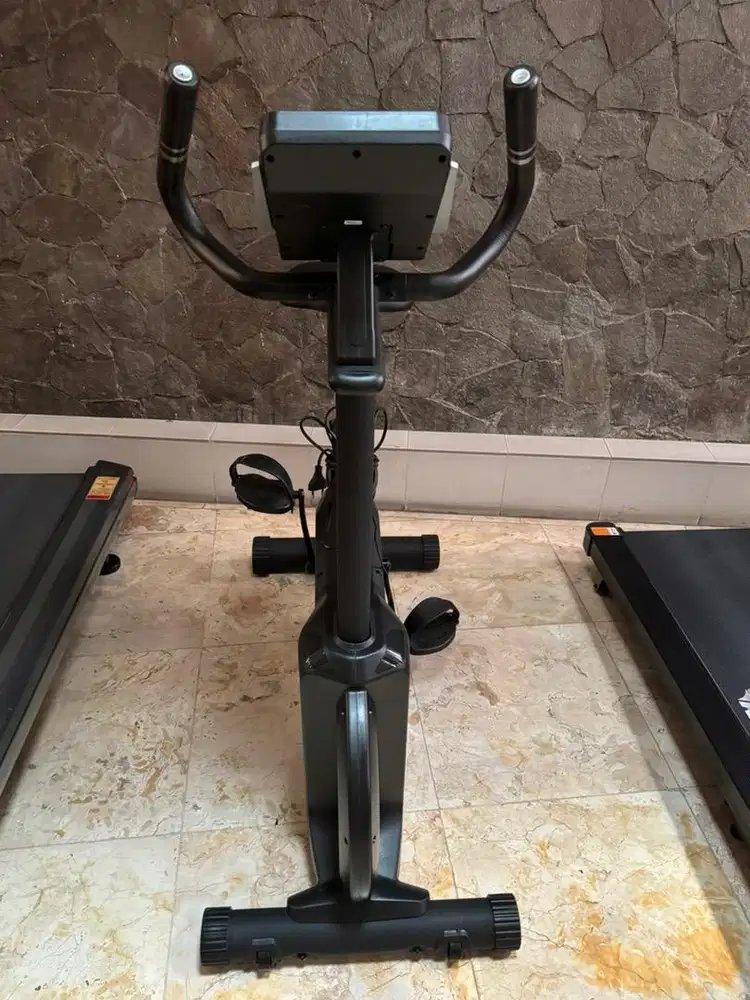 di jual sepeda statis merek kettler