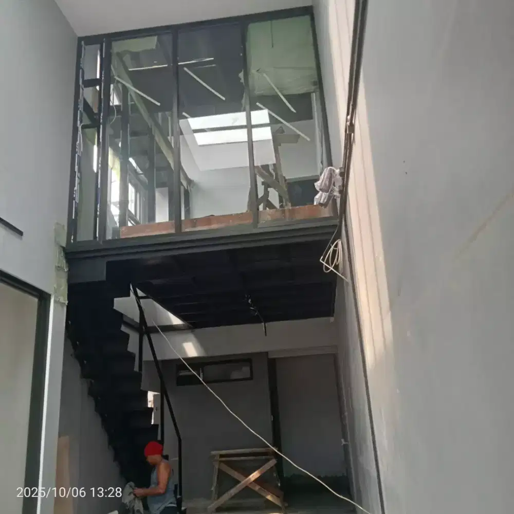 Tukng almunium tetap kusen jendela pintu