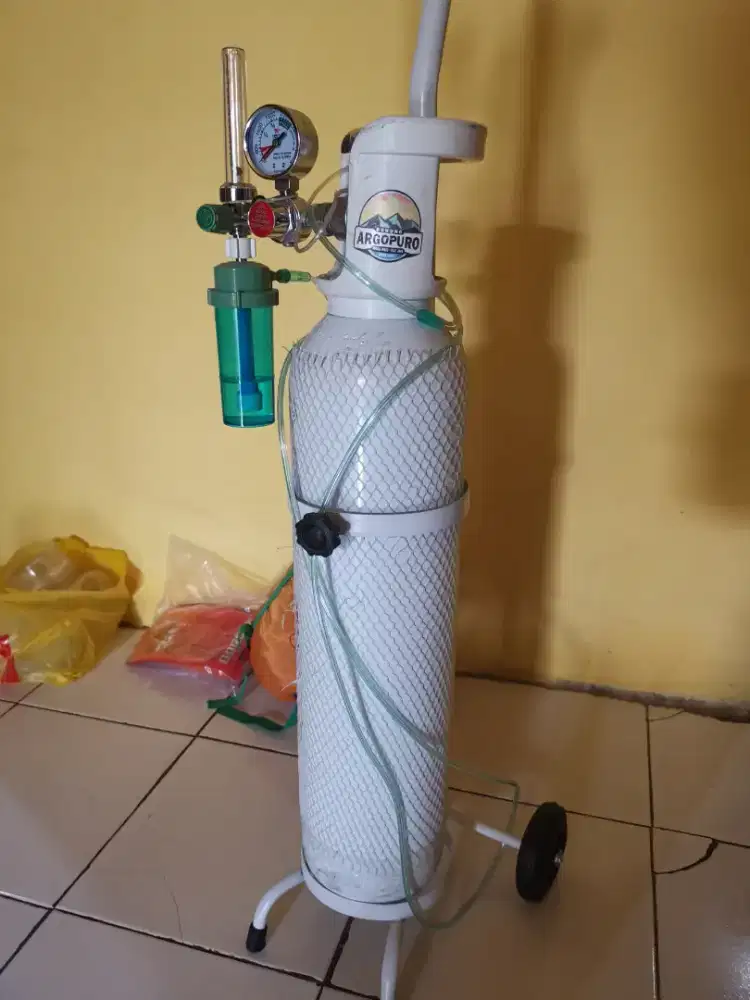 Tabung oksigen + selang