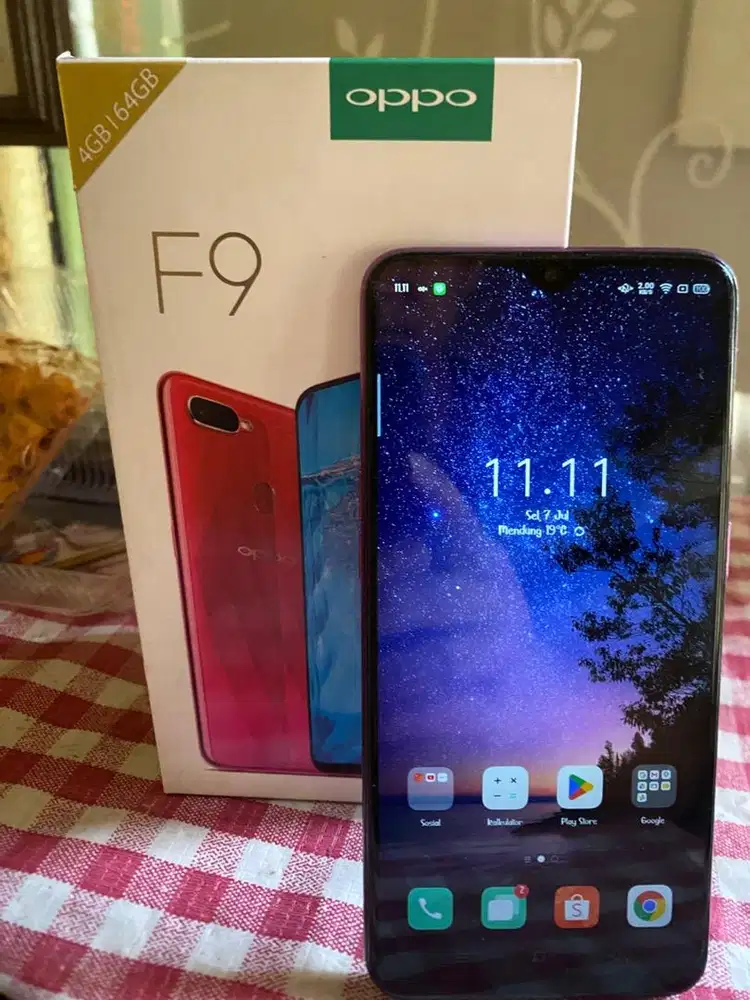 Jual oppo F9 ram4/64bg spek bisa om google