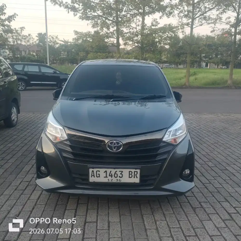 Toyota Calya 1.2 G MT warna Abu-abu Metalik