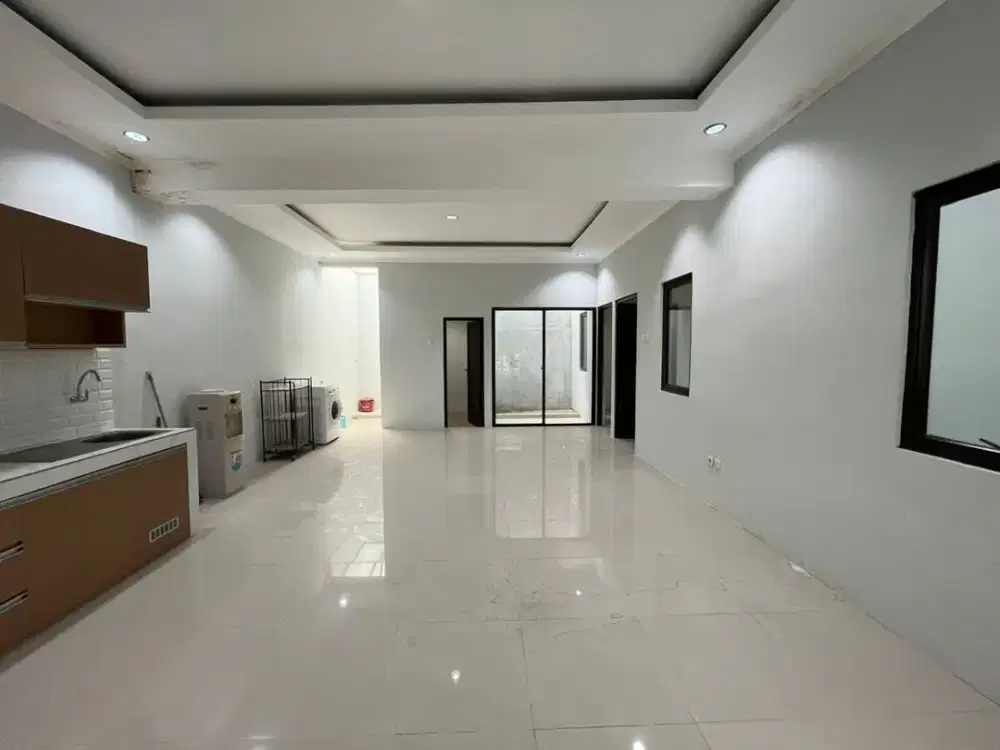 Sewa Rumah Elysium 4 Kamar Rapih Siap Huni, Lippo Cikarang, Bekasi